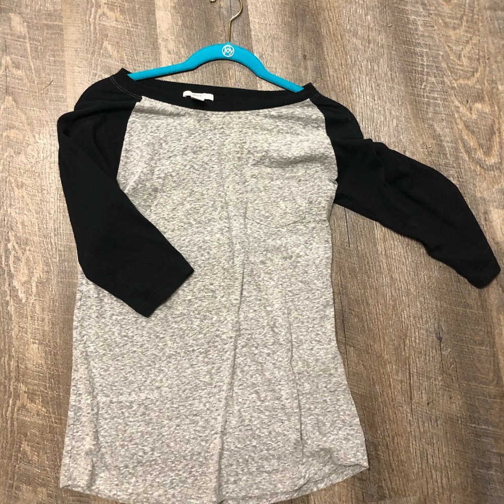 Quarter sleeve baseball t-shirt